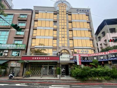 【友城大樓】附車位︱捷運唭哩岸站視意圖